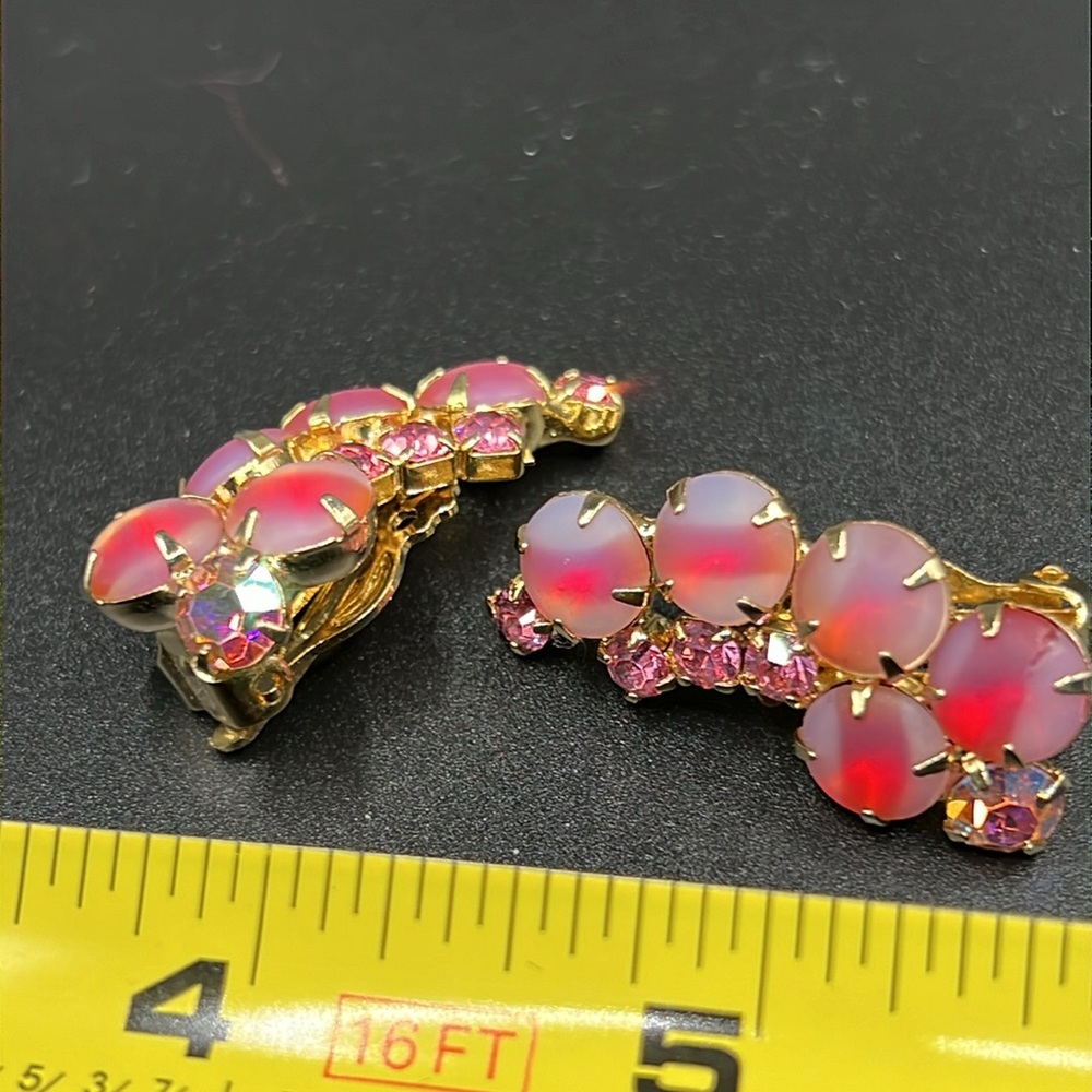 Vintage Leru pink/purple givre glass earrings - Picture 5 of 6